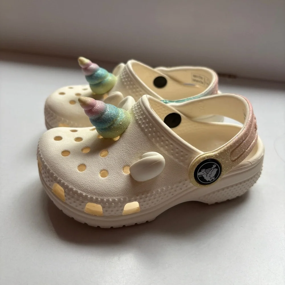CROCS Kid Unicorn Clogs Toddler Classic I AM Rainbow Unicorn Clog Size C6 Size 6